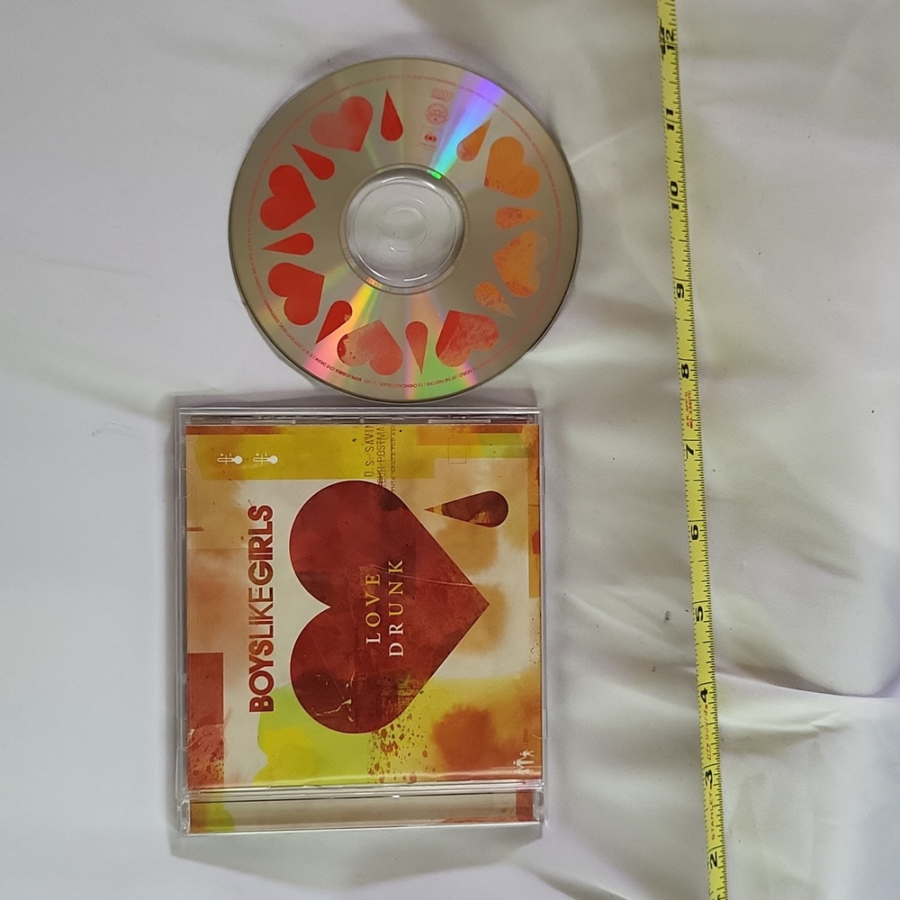 Boys like girls Love drunk CD 2009 good condition